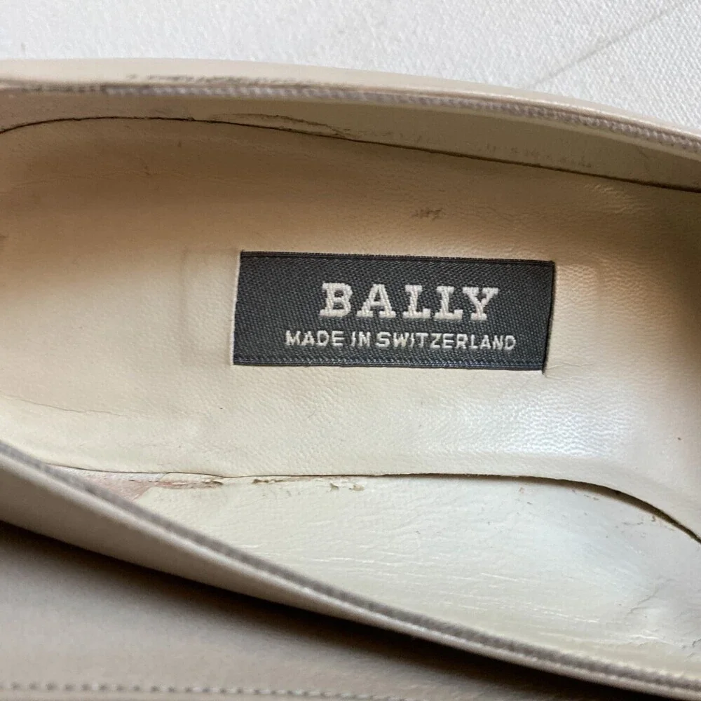 Vintage Bally Switzerland Bow Detail Low Heel Leather Loafers 6.5 Extra Wide. - Picture 3 of 13